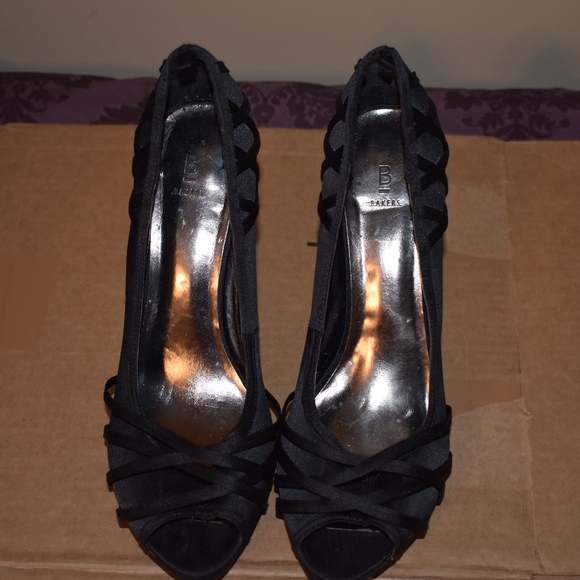 Black Sexy Heels - Picture 1 of 3